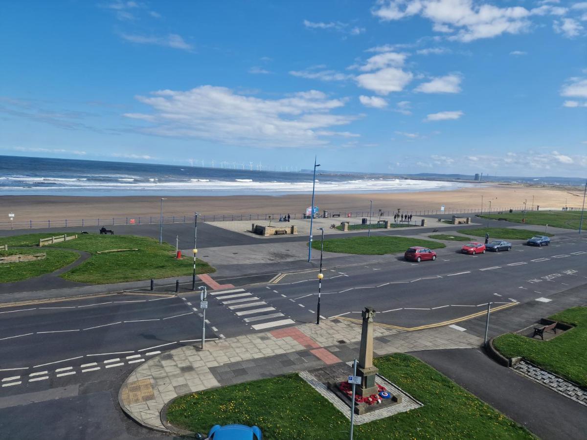 2 The Green, Exceptional Large House, Sea Views Loads Of Bathrooms Seaton Carew Esterno foto