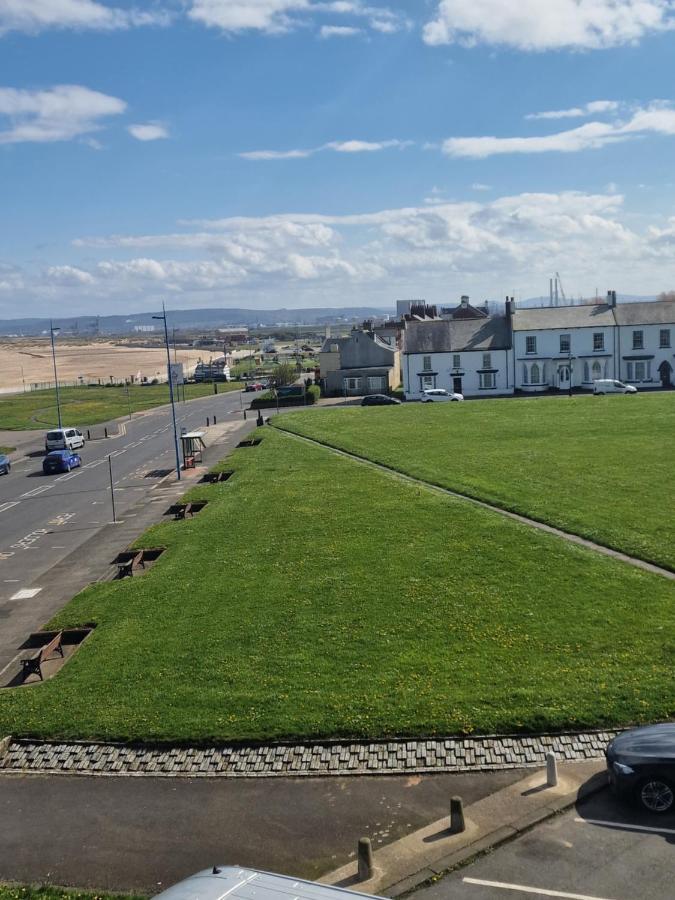 2 The Green, Exceptional Large House, Sea Views Loads Of Bathrooms Seaton Carew Esterno foto