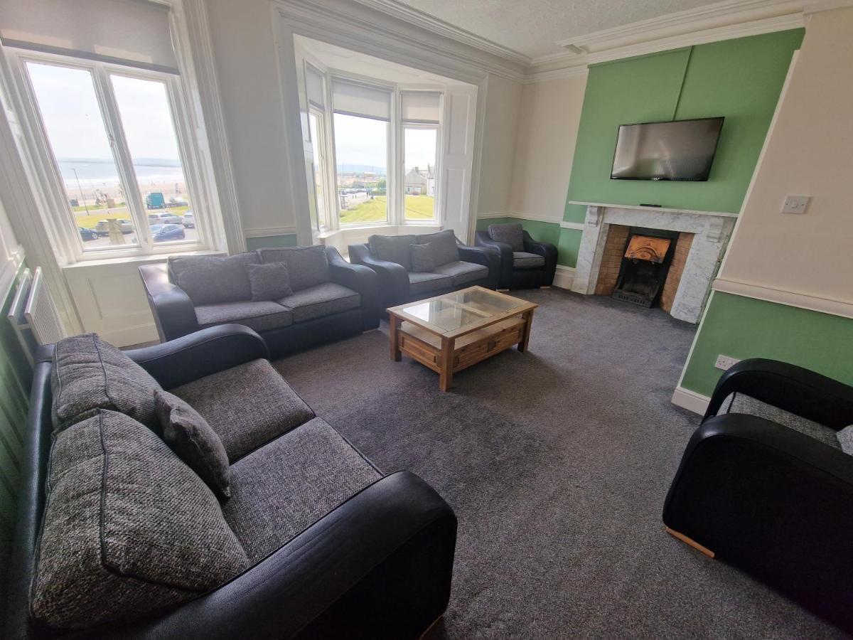 2 The Green, Exceptional Large House, Sea Views Loads Of Bathrooms Seaton Carew Esterno foto